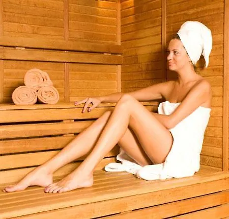 فندق Ozgurhan 3*