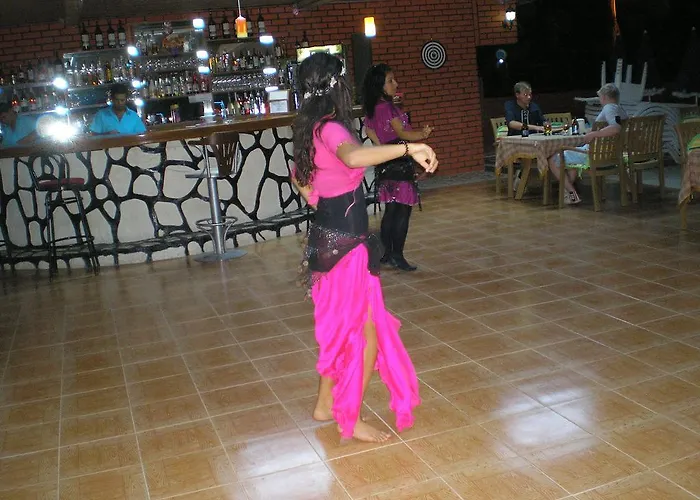 Ozgurhan Ξενοδοχείο 3*